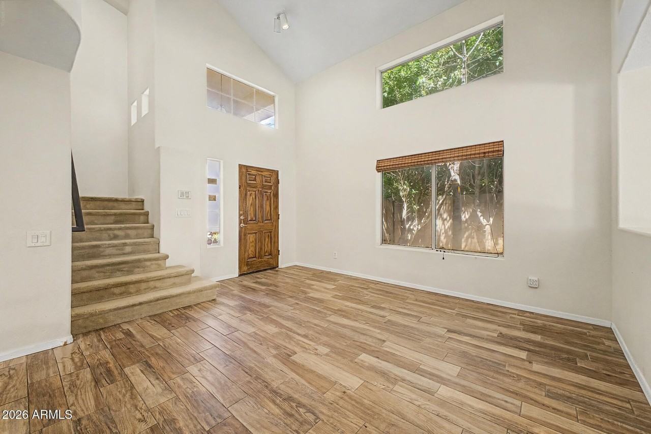 2155 W Olla Ave - Photo 6 of 34