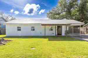 featured image of 107 Half Oak Dr