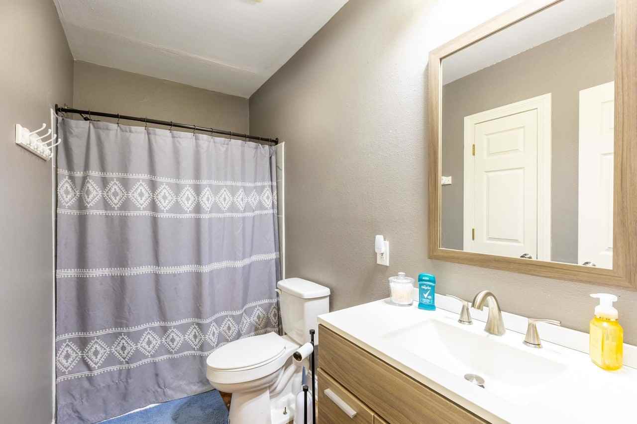 107 Half Oak Dr - Photo 7 of 12