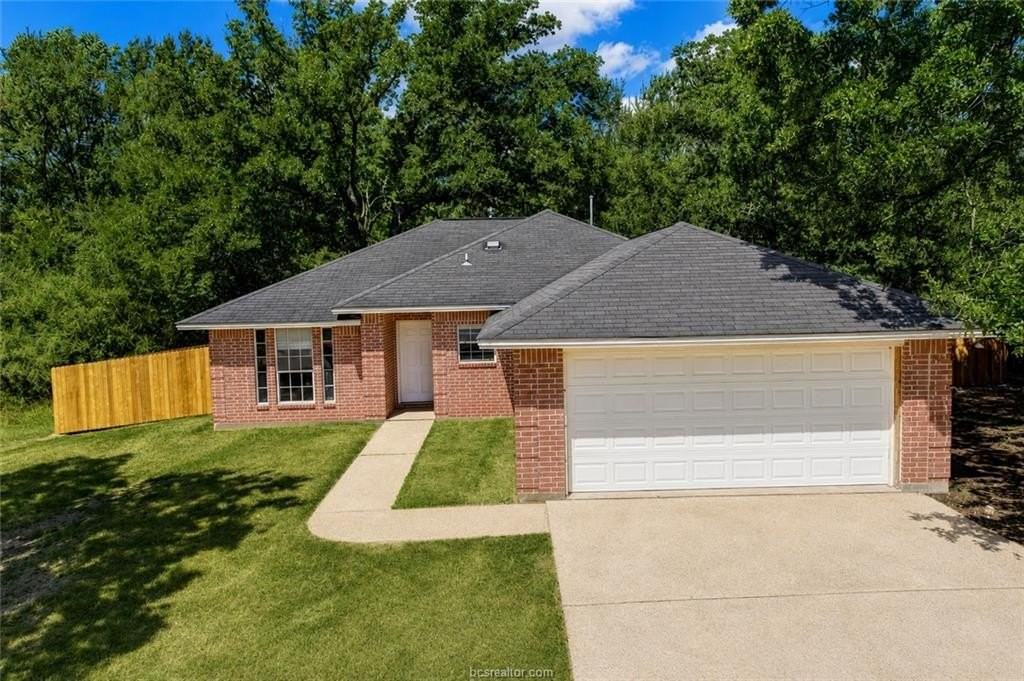 2402 Jaguar Ct - Photo 3 of 17