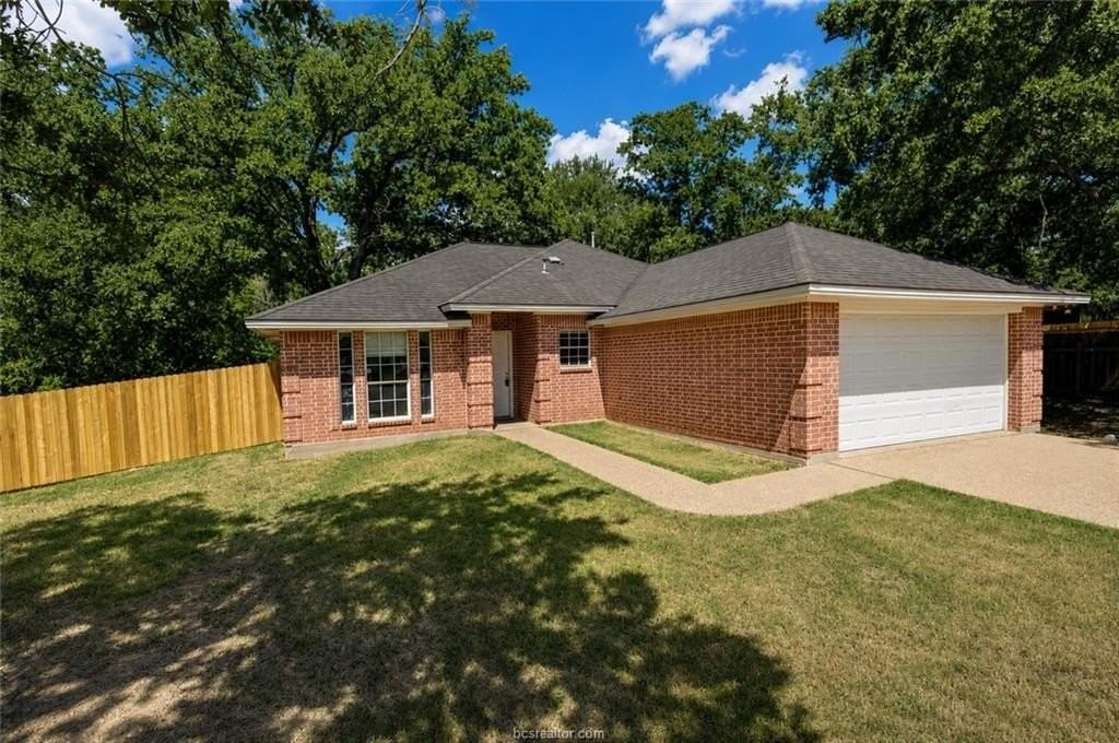 2402 Jaguar Ct - Photo 4 of 17