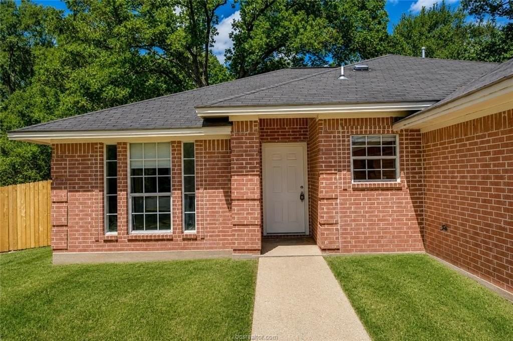2402 Jaguar Ct - Photo 2 of 17