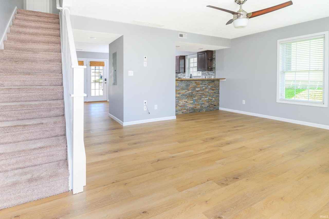 1758 W Eventide Dr - Photo 5 of 25