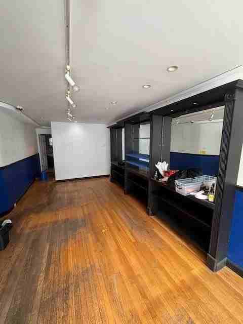 545 92nd St - Photo 2 of 5