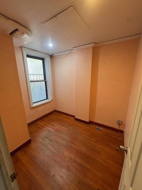 545 92nd St - Photo 3 of 5
