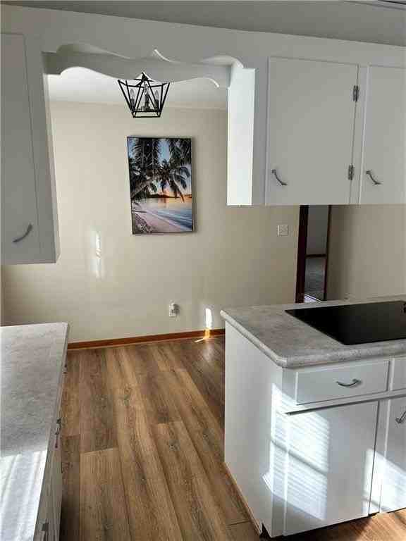 1254 Charles St - Photo 4 of 16