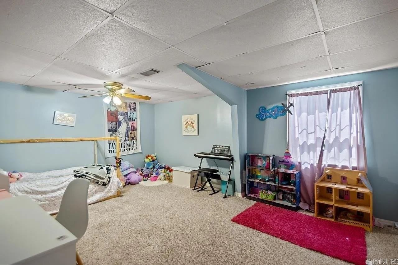 23 Evergreen Park - Photo 6 of 13