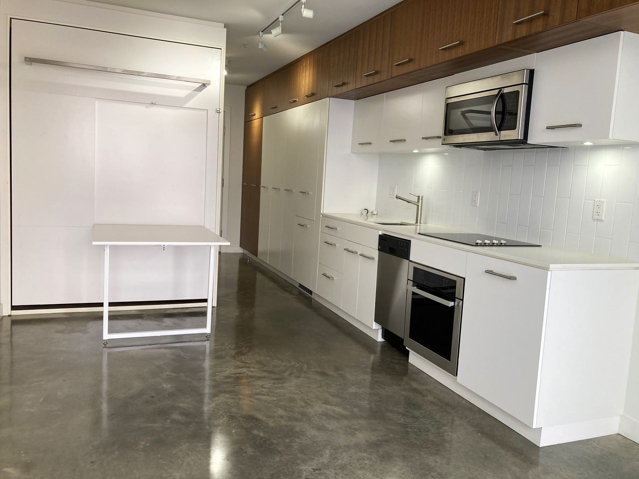 245 East Georgia Street #201