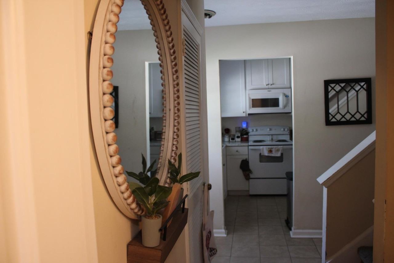 1025 Carolina Rd - Photo 2 of 13