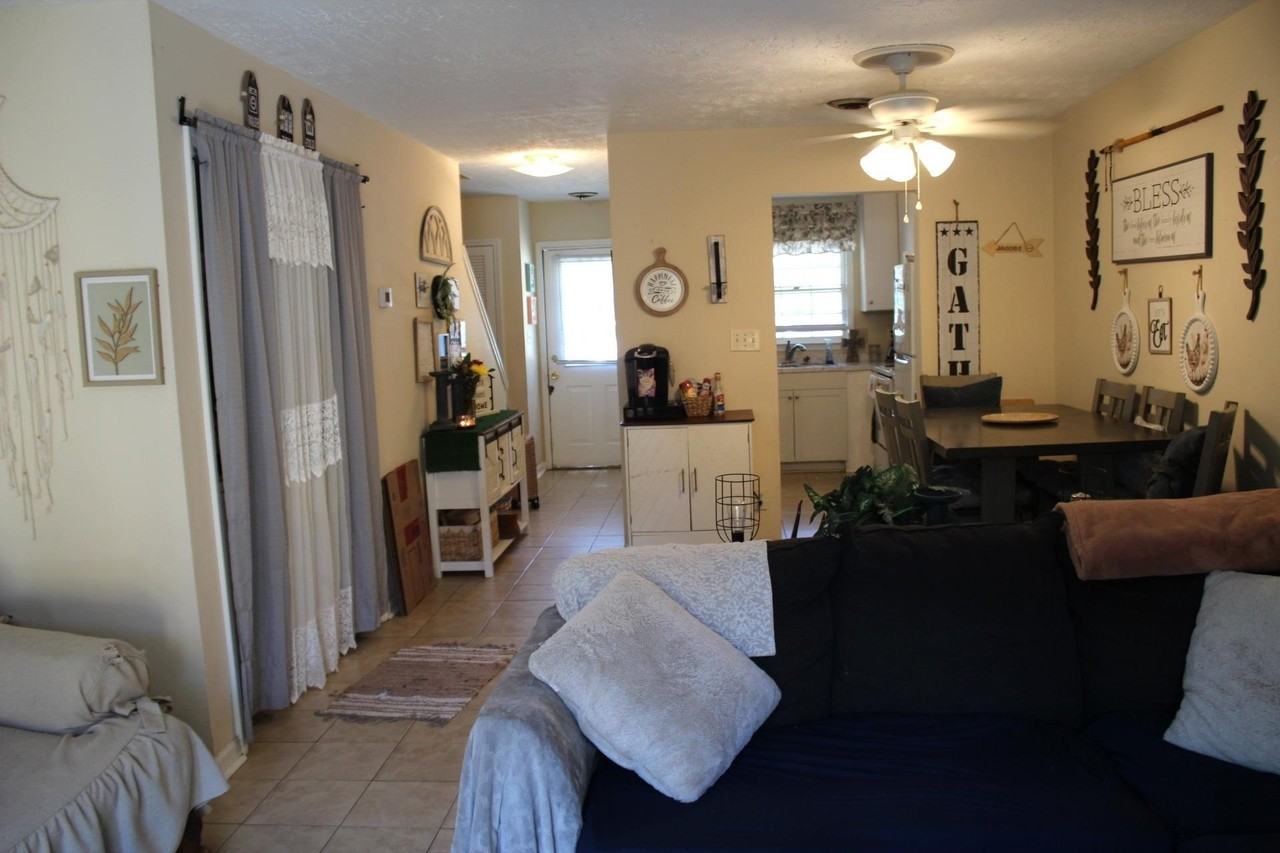 1025 Carolina Rd - Photo 5 of 13