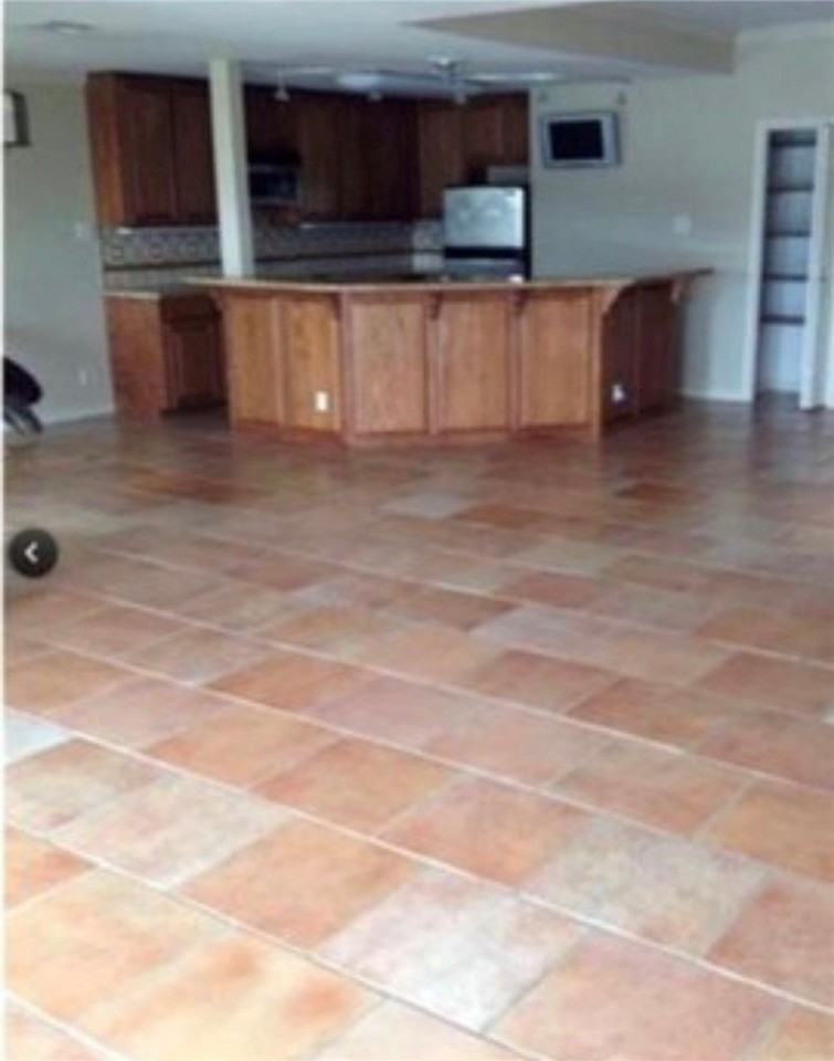 4245 Santa Fe St - Photo 2 of 4
