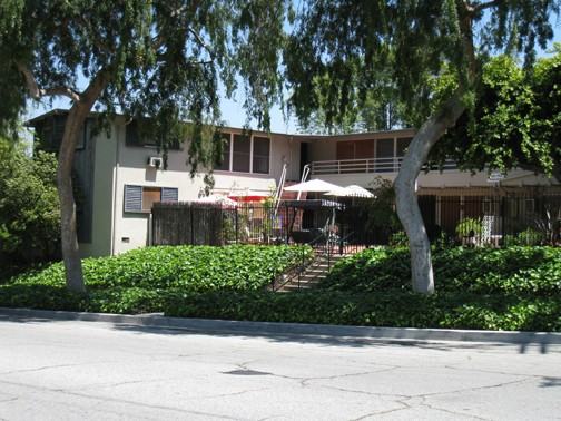 142 1/2 Monterey Rd - Photo 4 of 9