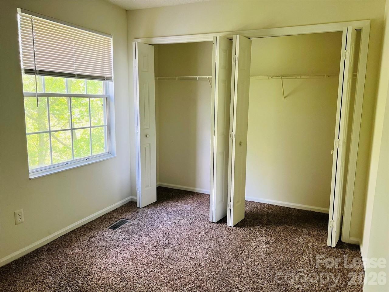 630 Lex Dr - Photo 6 of 12