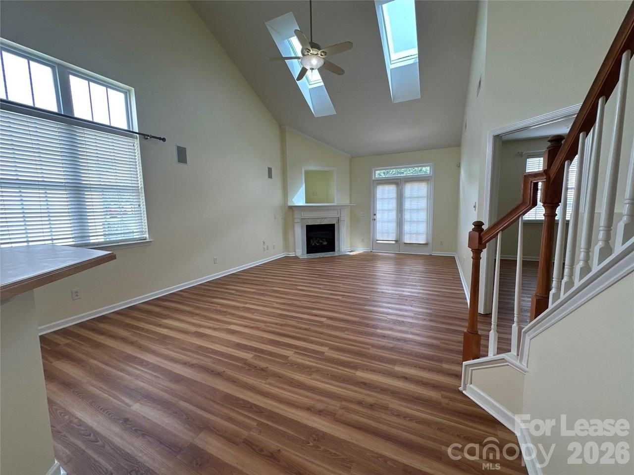 9110 Scarcliff Ln - Photo 5 of 19