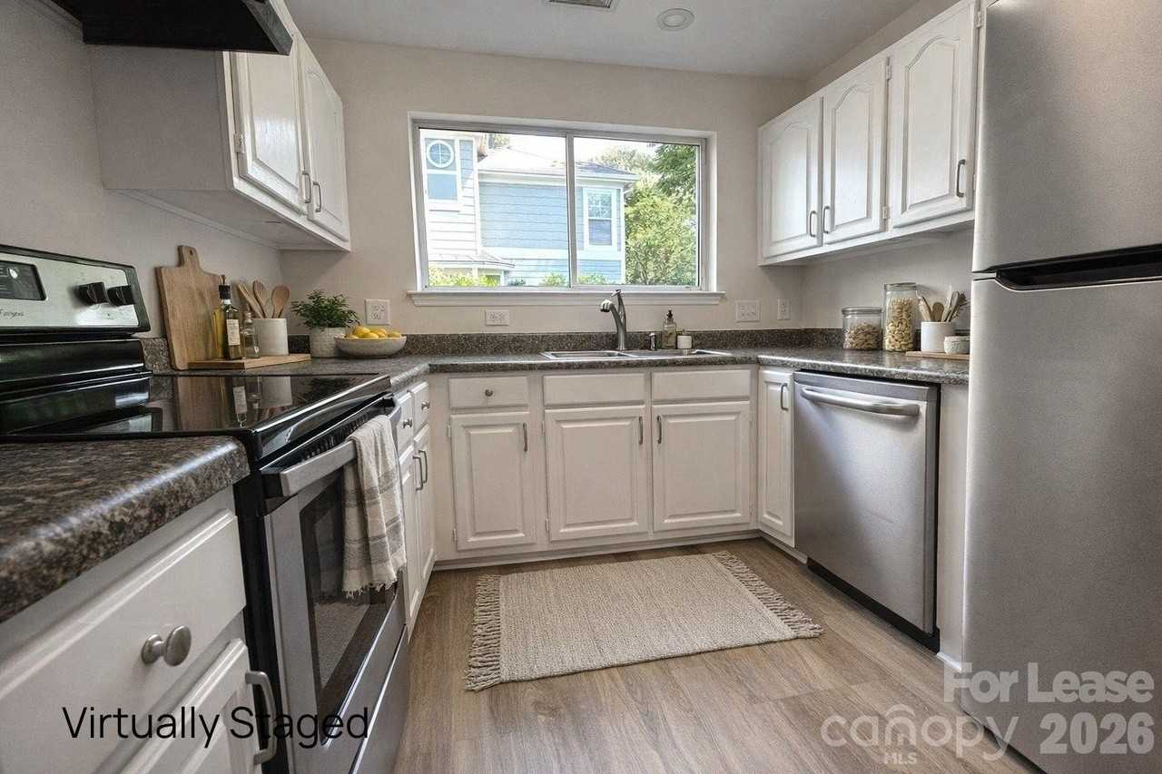 17418 Tuscany Ln - Photo 5 of 19