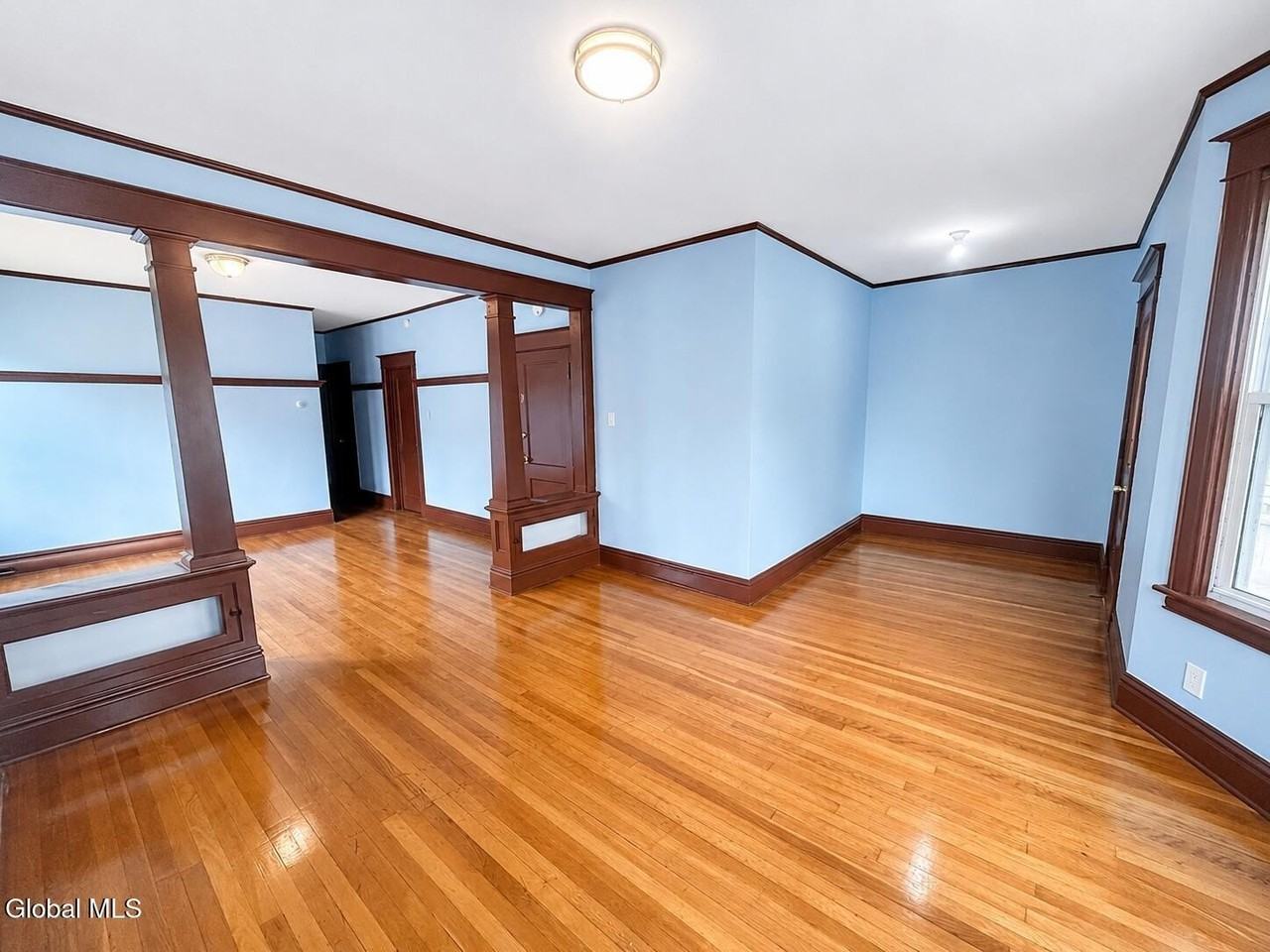 50 Southern Blvd #2 - Photo 7 of 15