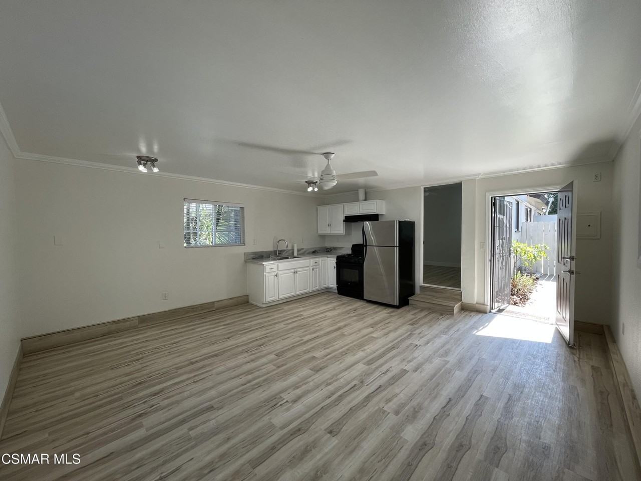 20336 Lorne St #W - Photo 4 of 15