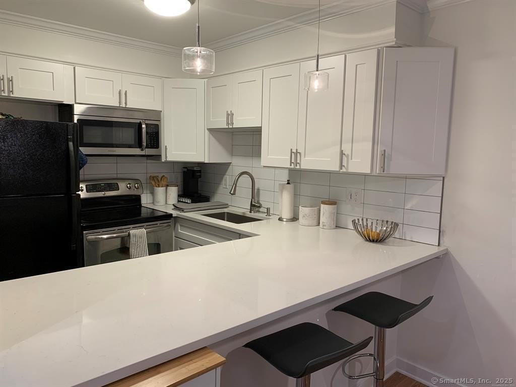33 Pleasant St #13 - Photo 2 of 12