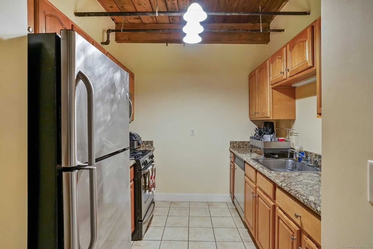 145 Canal St #6 - Photo 3 of 10
