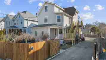 featured image of 48 Lockwood Ave #3