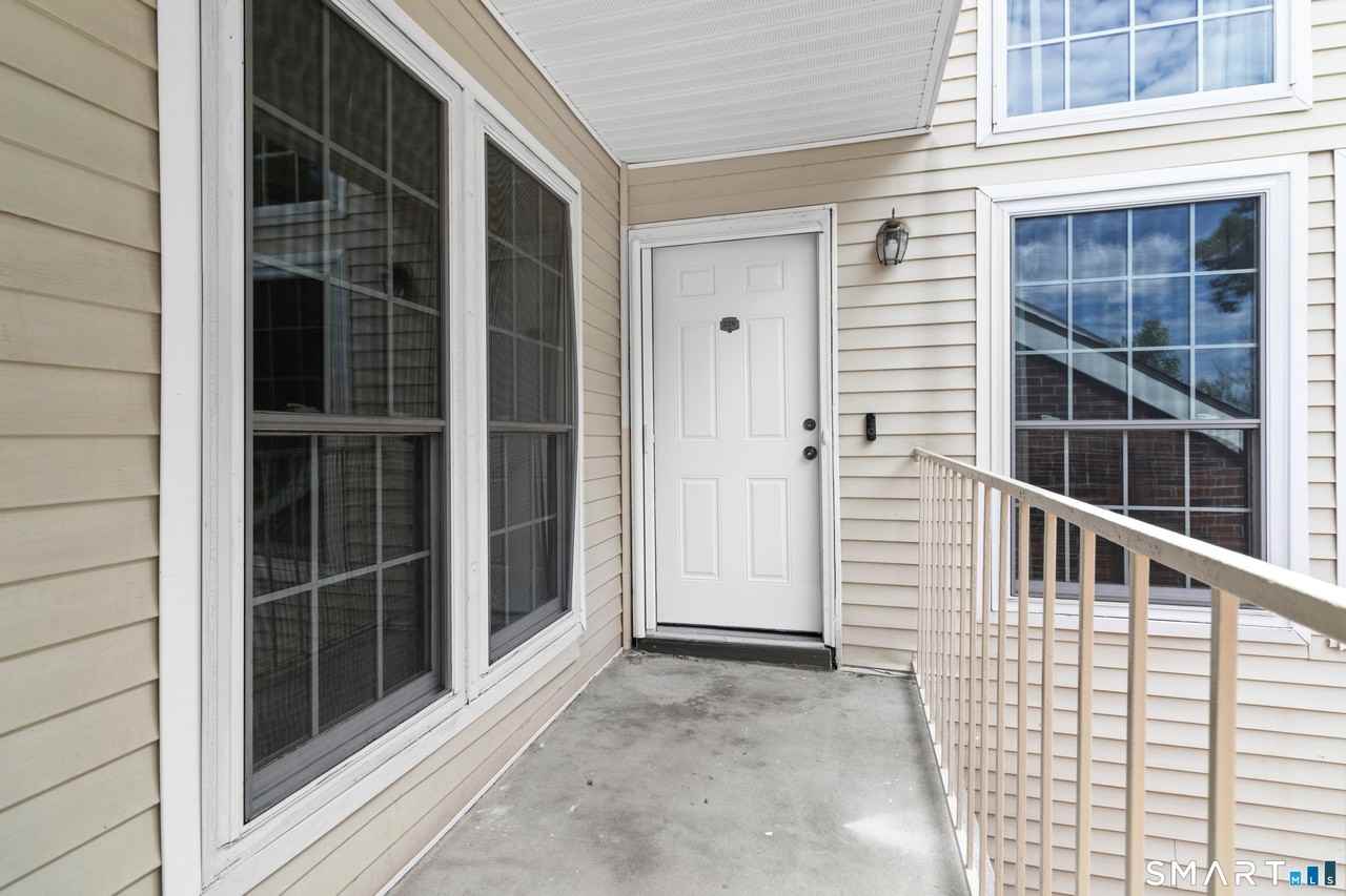 279 Carriage Crossing Ln #279 - Photo 3 of 19