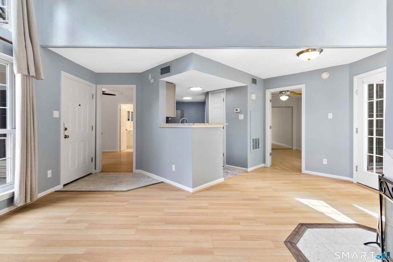 279 Carriage Crossing Ln #279 - Photo 6 of 19