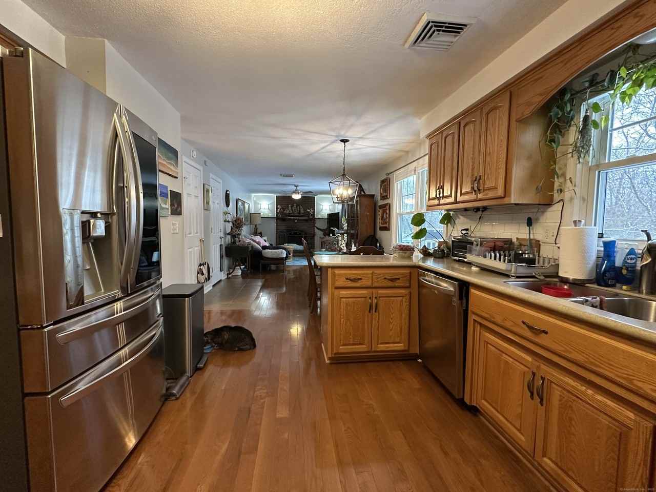 37 Partridge Hollow Rd - Photo 5 of 20