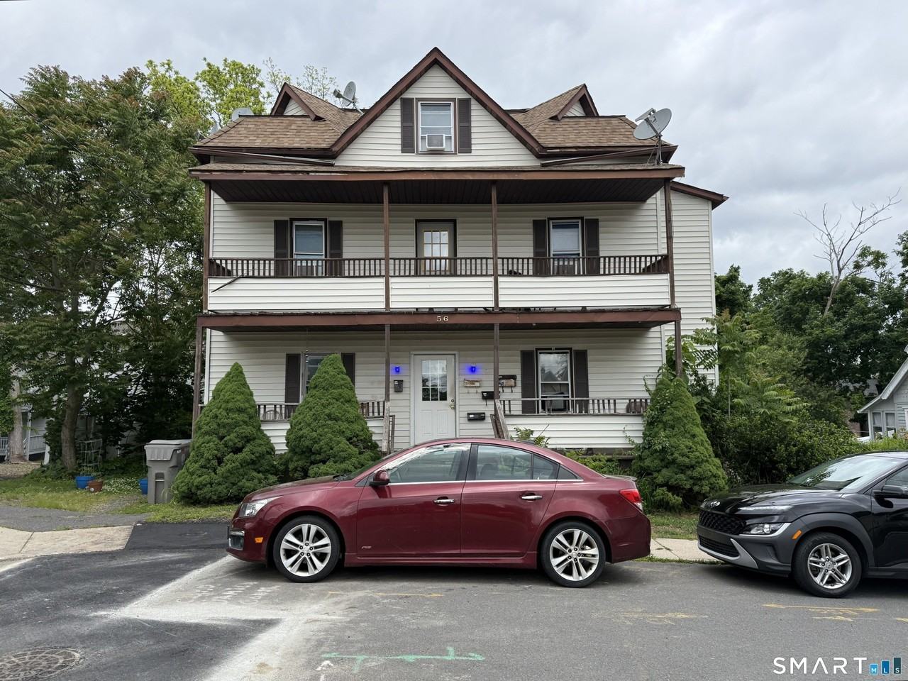 56 Ingraham Pl #3