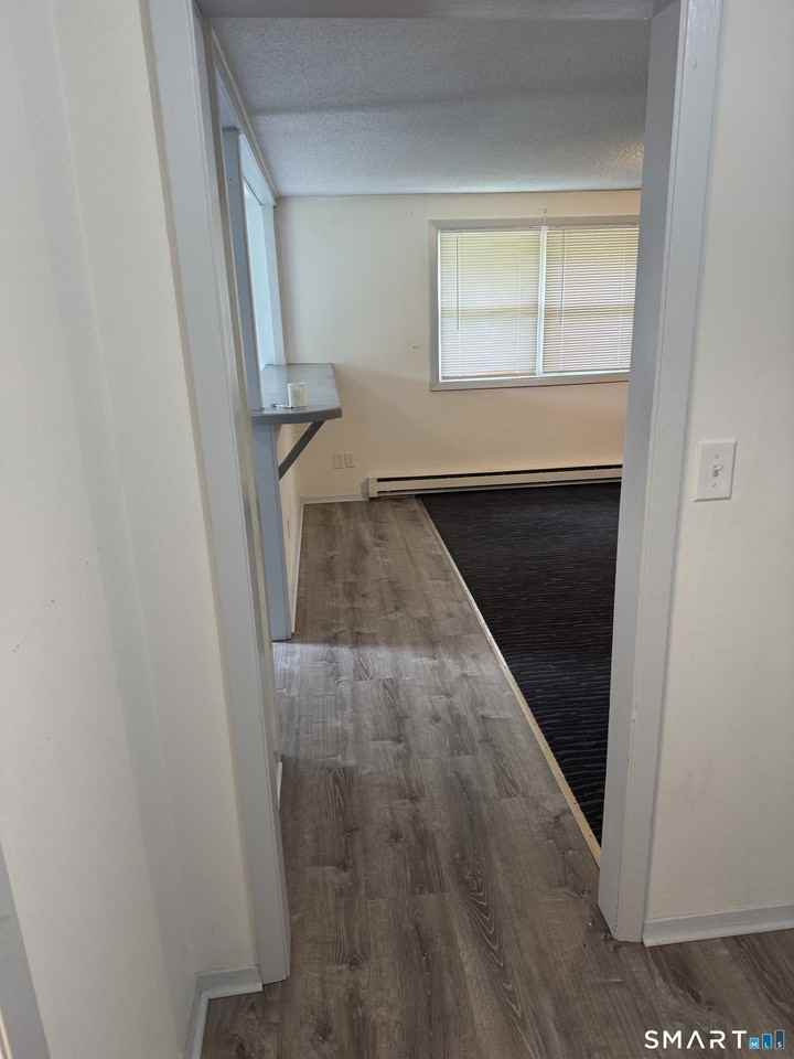 13 White Oak Rd #D - Photo 3 of 7