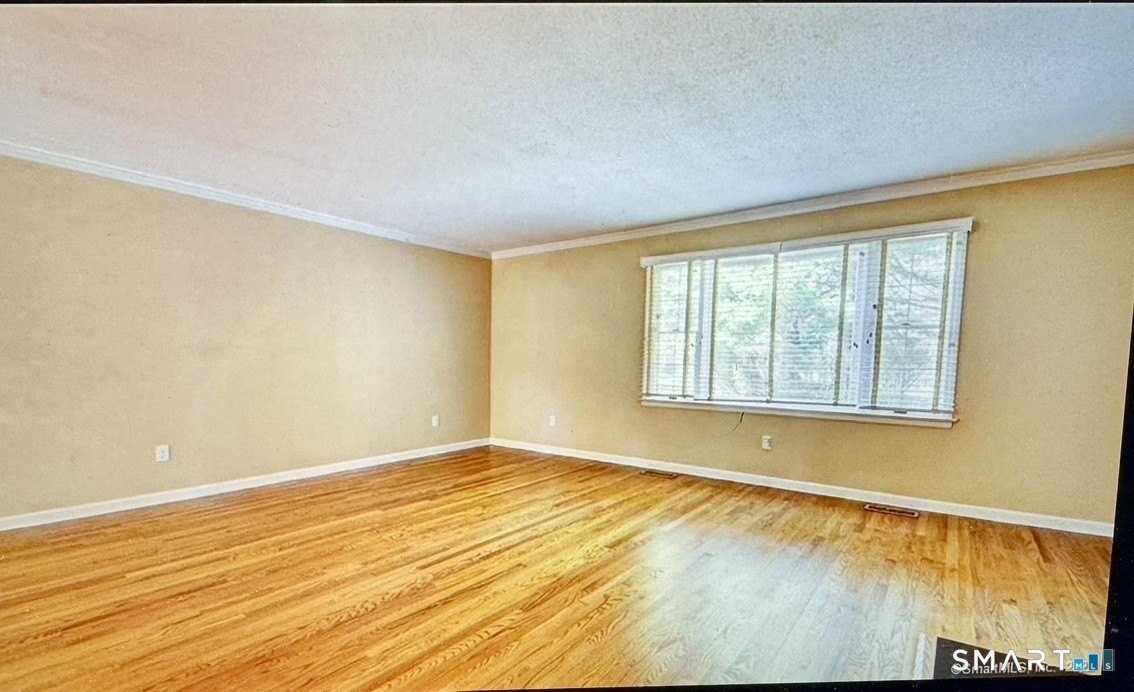 136 Tunxis Vlg #136 - Photo 6 of 39