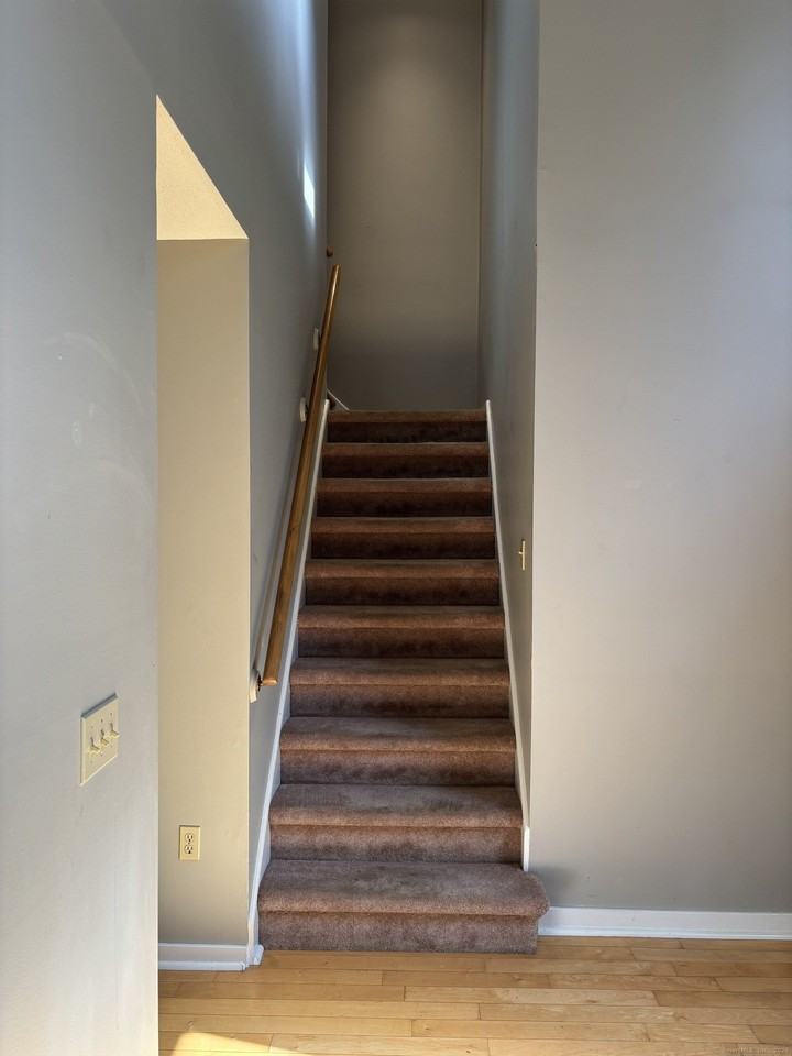 350 Cavan Ln #350 - Photo 5 of 6