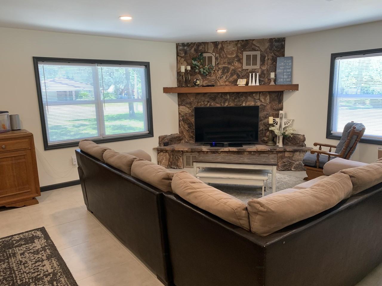 263 Mississippi Ave - Photo 4 of 30