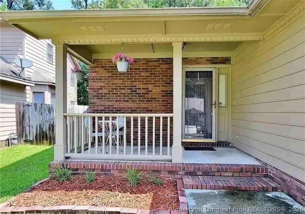 5532 Robmont Dr - Photo 6 of 38