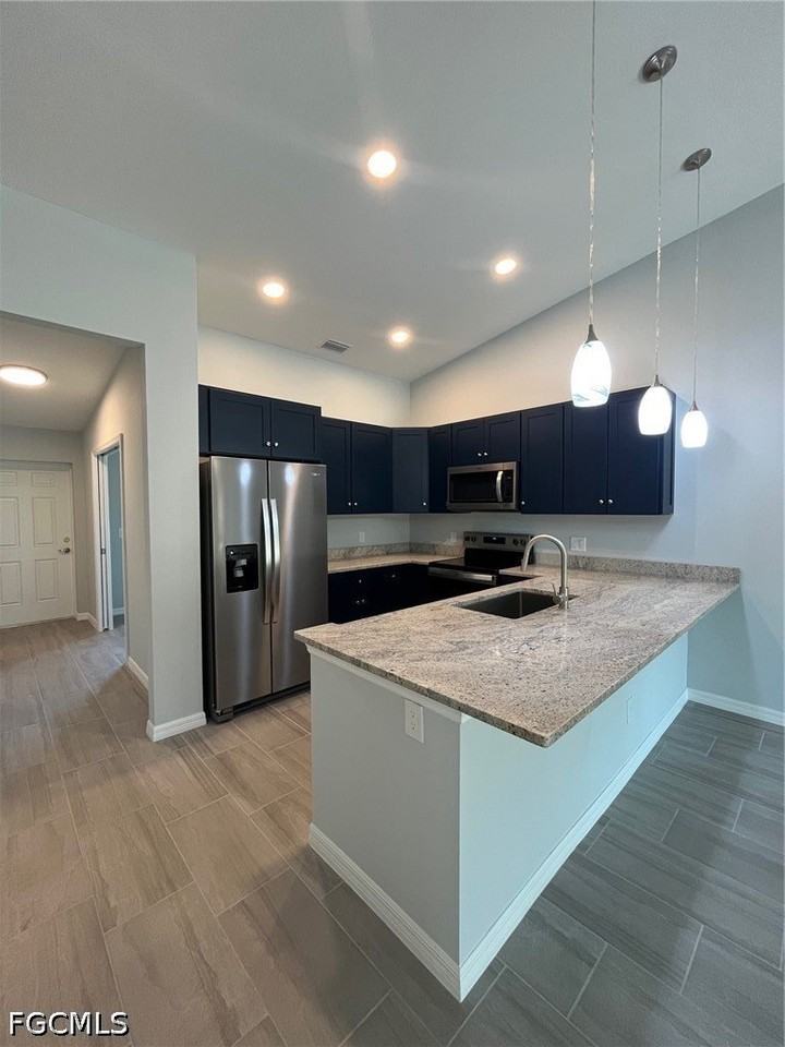 5653 Genesee Pkwy #5653 - Photo 3 of 6