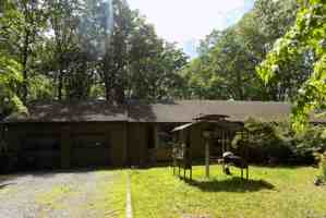 featured image of 1 Filmore Rd