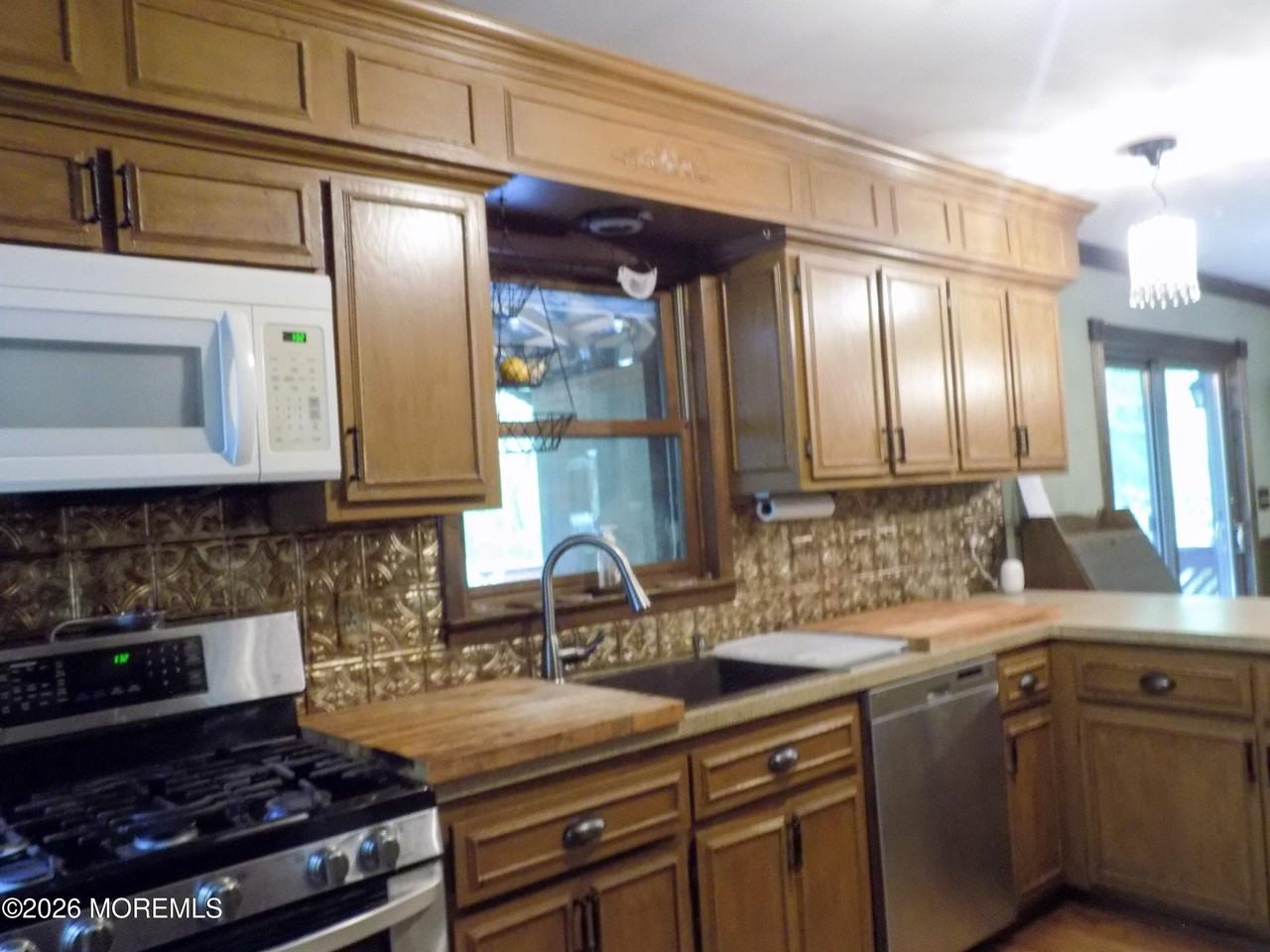 1 Filmore Rd - Photo 6 of 25