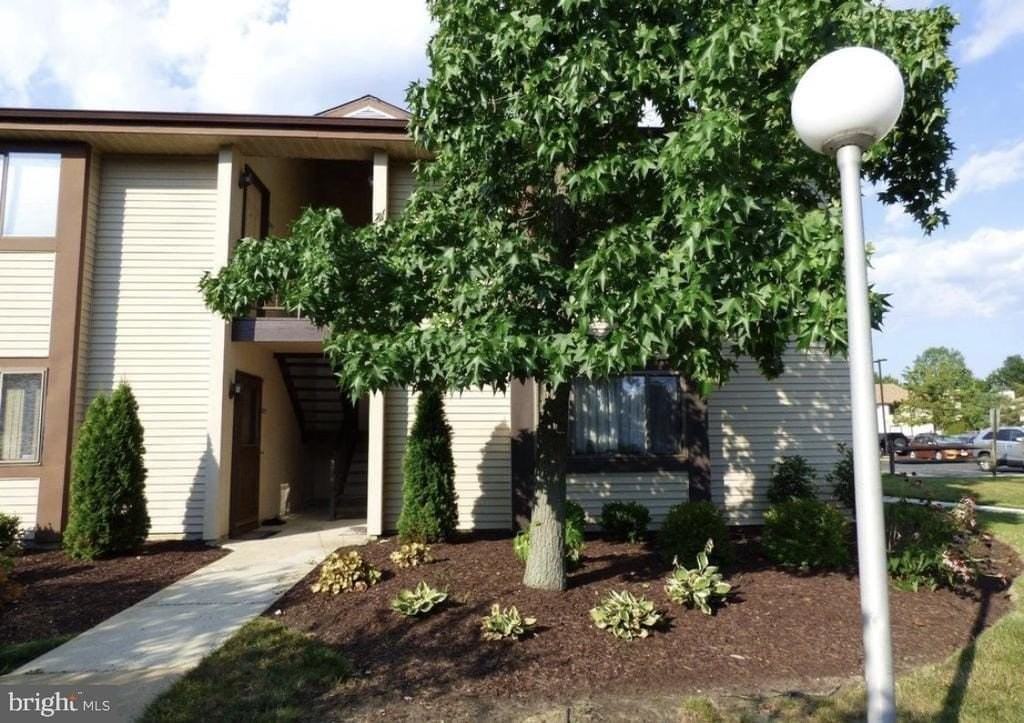 808 Britton Pl - Photo 2 of 21