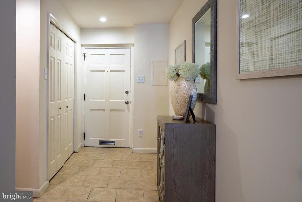 508 S 12th St - Photo 3 of 31