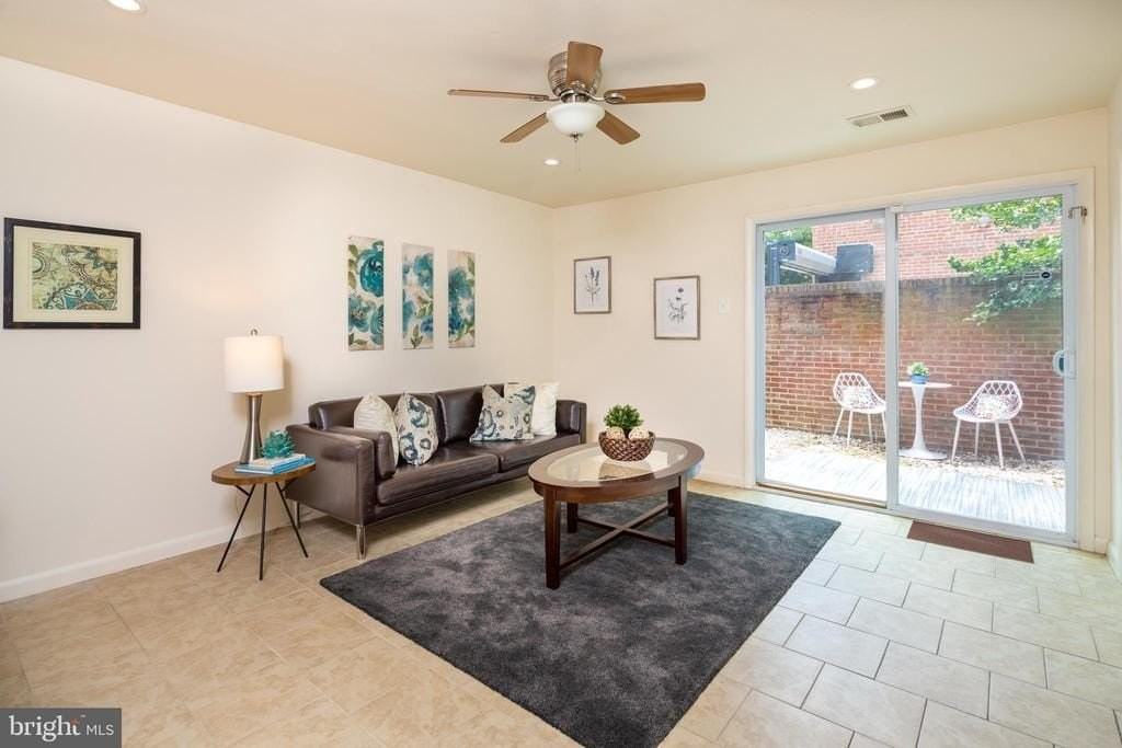 508 S 12th St - Photo 4 of 31