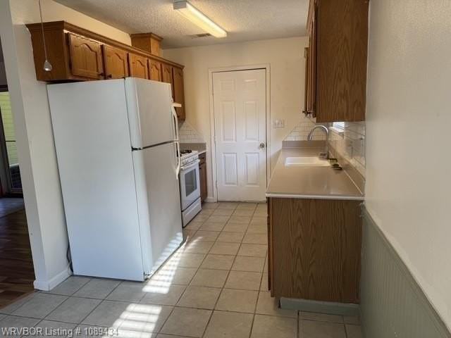 40 Grand Maple Dr - Photo 2 of 15