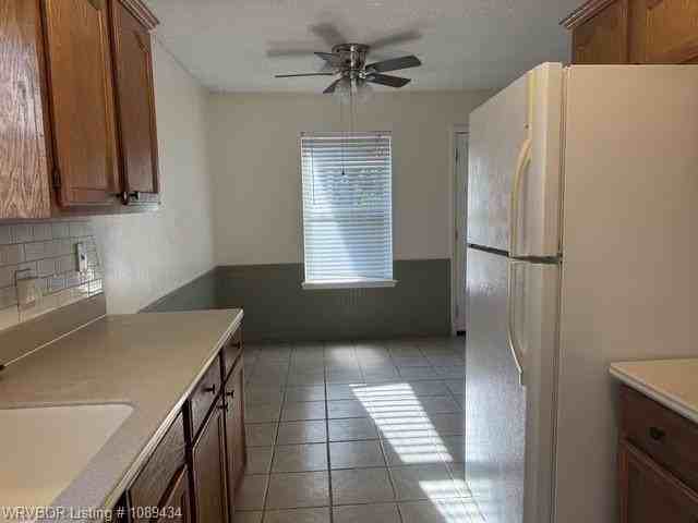 40 Grand Maple Dr - Photo 3 of 15