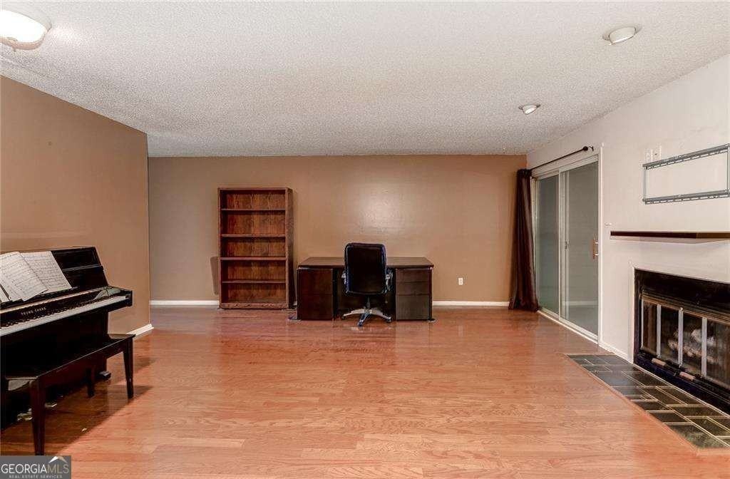 44 Rumson Ct Se - Photo 7 of 34