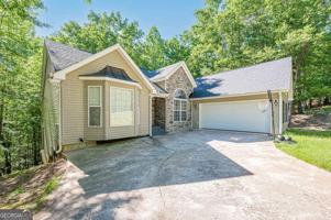 featured image of 262 Morse Elm Loop