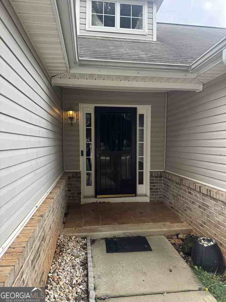 6410 Winston Trce - Photo 2 of 26