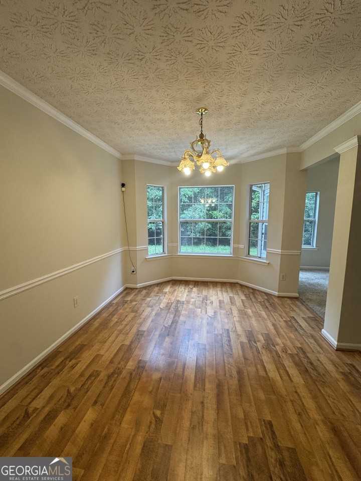 6410 Winston Trce - Photo 7 of 26