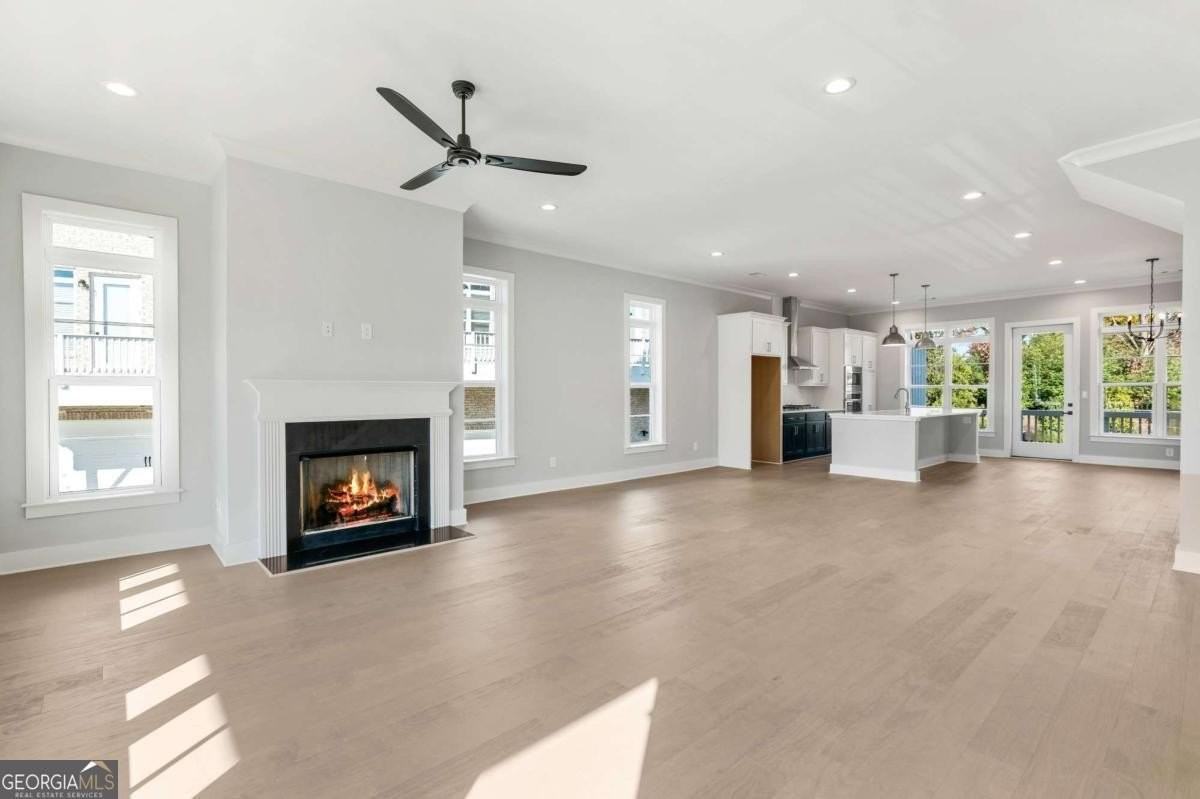 2035 Parkside Ln - Photo 6 of 46