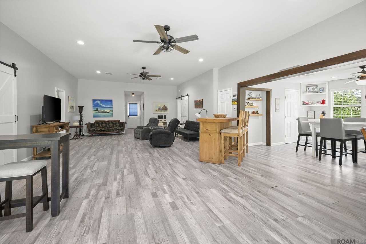 32027 Pats Ln - Photo 7 of 18