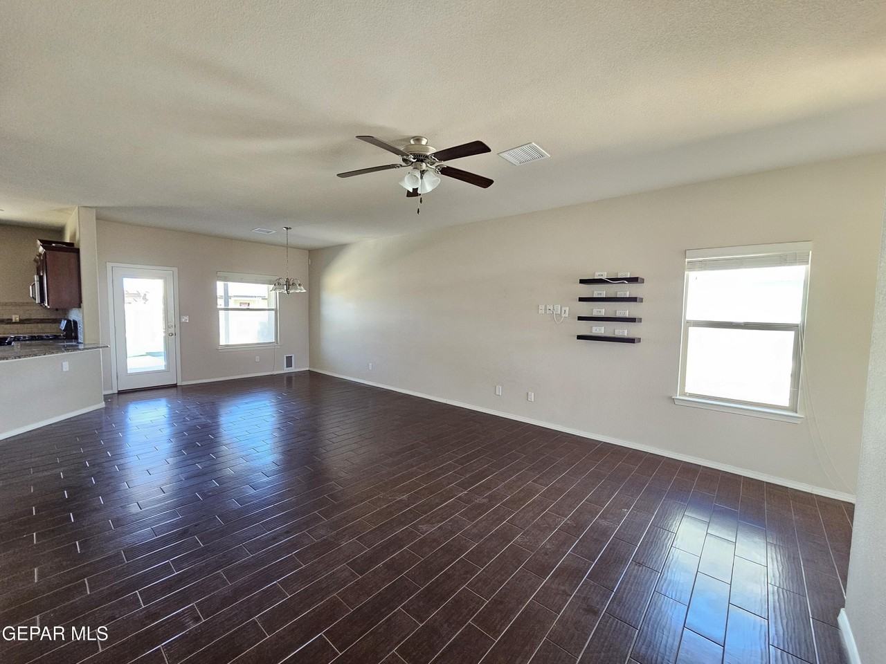 2217 Furtherpoint Pl - Photo 6 of 28