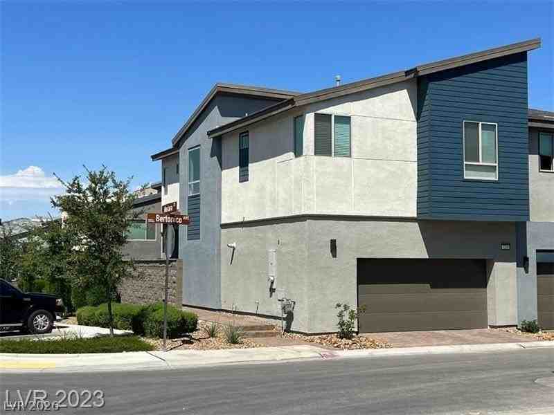 3220 Bertonico Ave - Photo 2 of 36