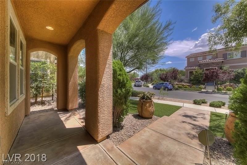 3144 Whitfeild Ave - Photo 3 of 50